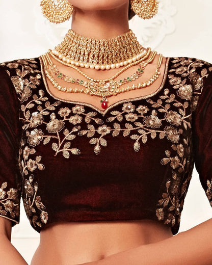 Gleska Dulhan Majestic Maroon Velvet Lehenga