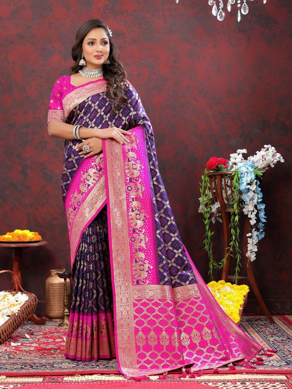 Gleska Saree Bandhani Patola Rich pallu With Contrast Border